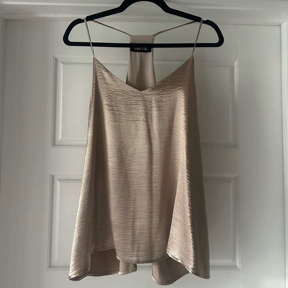 Fabrik: Gold Metallic Top